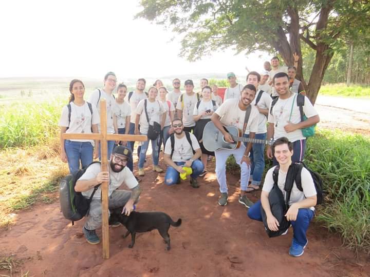 Ministério Ame faz missão em acampamento em Centenário do Sul