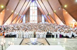 Dia Nacional do Leigo tem instituição de Ministros da Comunhão, Leitores e da Palavra