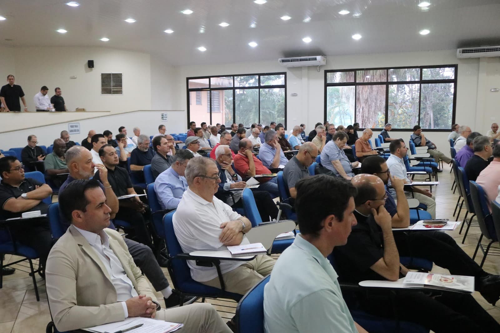 PRIMEIRA REUNIÃO GERAL DO CLERO DE 2026 REÚNE PADRES DA ARQUIDIOCESE