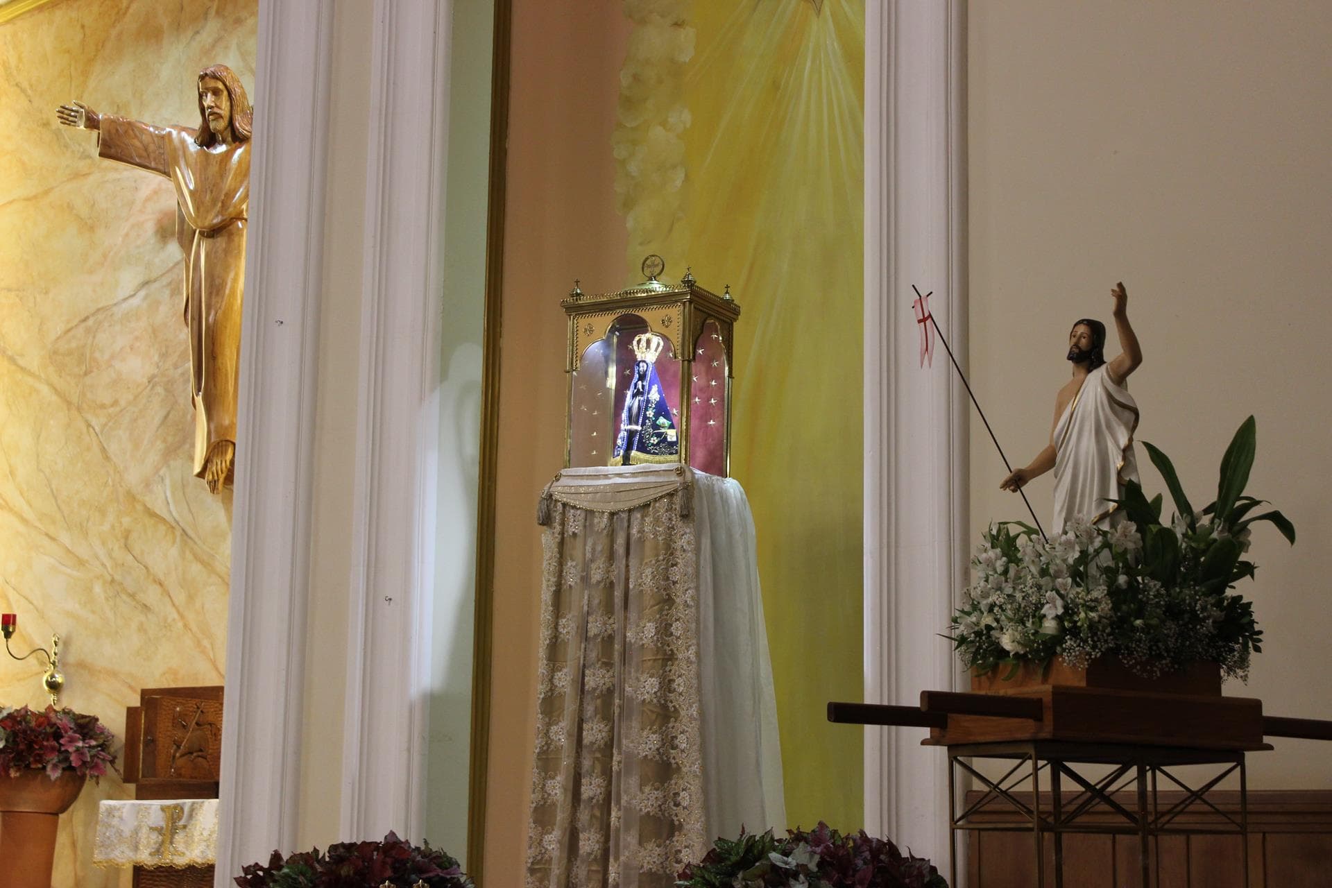 CELEBRAÇÕES DA PAIXÃO, MORTE E RESSURREIÇÃO DE CRISTO MARCAM SEMANA SANTA NO SANTUÁRIO