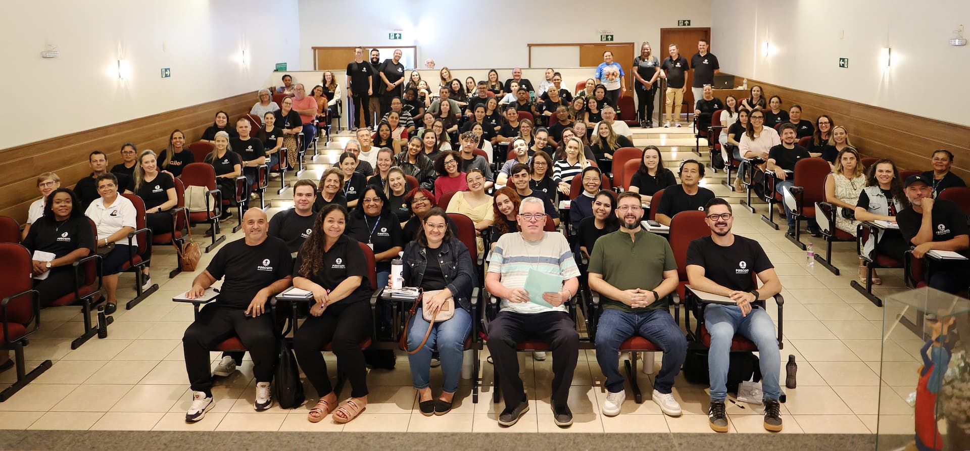 COMUNICAR O CRISTO TAMBÉM NAS REDES: PASCOM SE CAPACITA EM LONDRINA