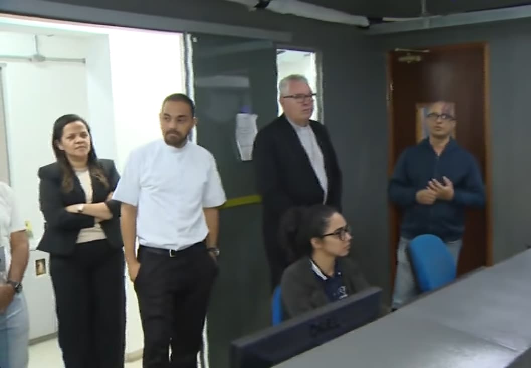 DOM GEREMIAS VISITA CANÇÃO NOVA