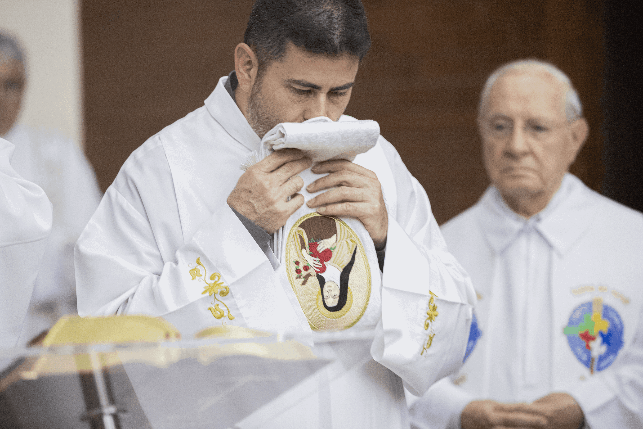 PADRE OSCAR É O NOVO PÁROCO DA PARÓQUIA IMACULADA CONCEIÇÃO