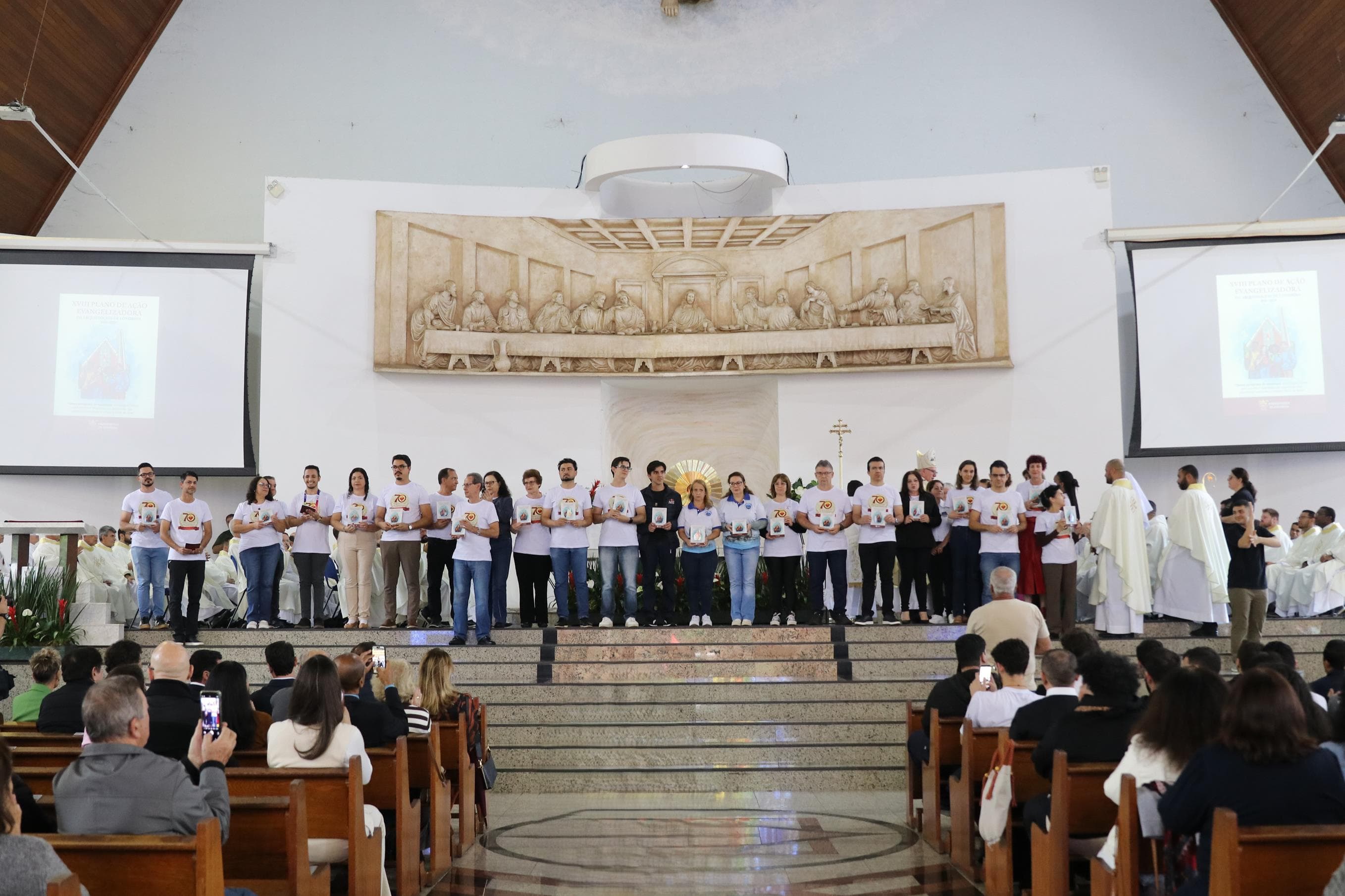ARQUIDIOCESE DE LONDRINA LANÇA 18º PLANO DE AÇÃO EVANGELIZADORA NA FESTA DO SAGRADO CORAÇÃO DE JESUS