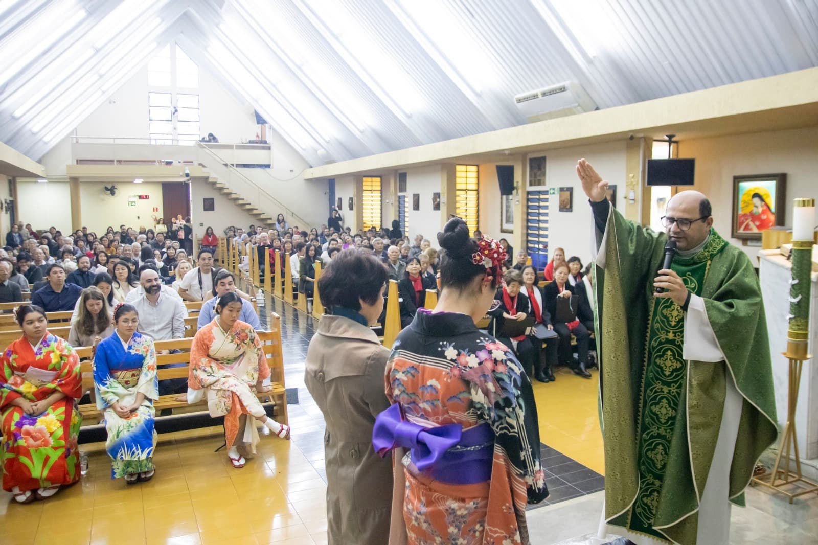 PARÓQUIA NIPO-BRASILEIRA CELEBRA OS 118 ANOS DA IMIGRAÇÃO JAPONESA NO BRASIL COM MISSA EM AÇÃO DE GRAÇAS