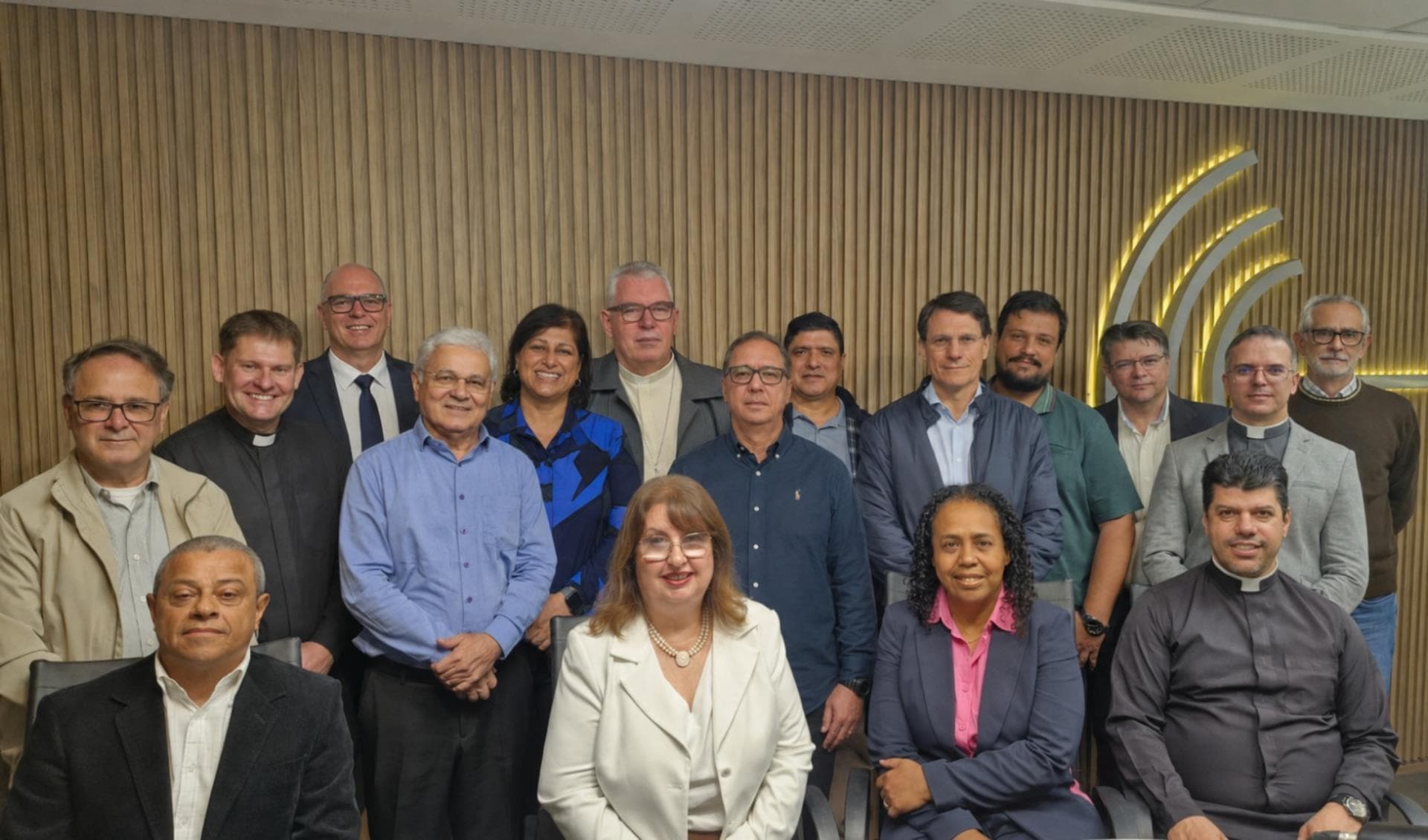 RÁDIO ALVORADA RENOVA DIRETORIA PARA NOVO MANDATO DE TRÊS ANOS