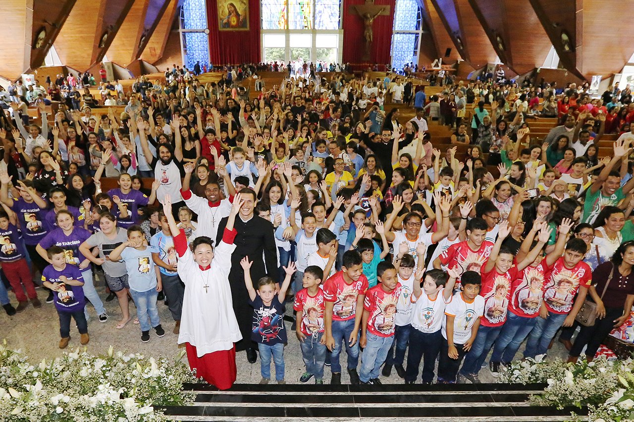 Missa Anual dos Coroinhas tem maior público dos últimos anos