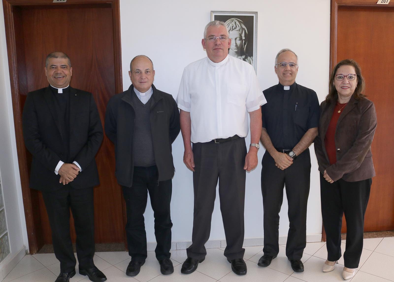 Delegado da Universidade Gregoriana de Roma visita Mestrado em Direito Canônico de Londrina