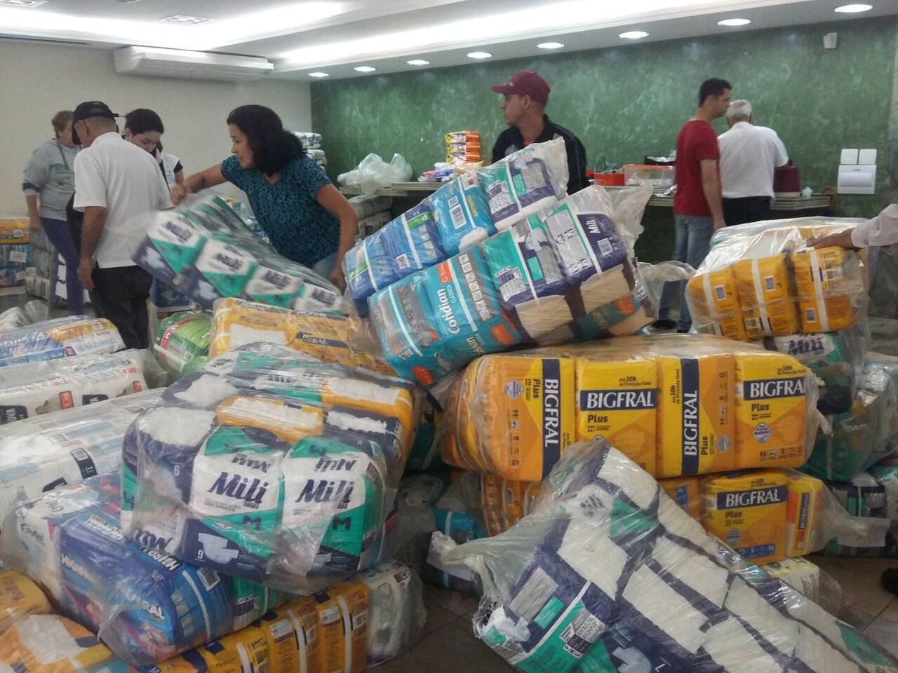 Campanha Ser Solidário distribui 41 mil fraldas a instituições e paróquias de Londrina