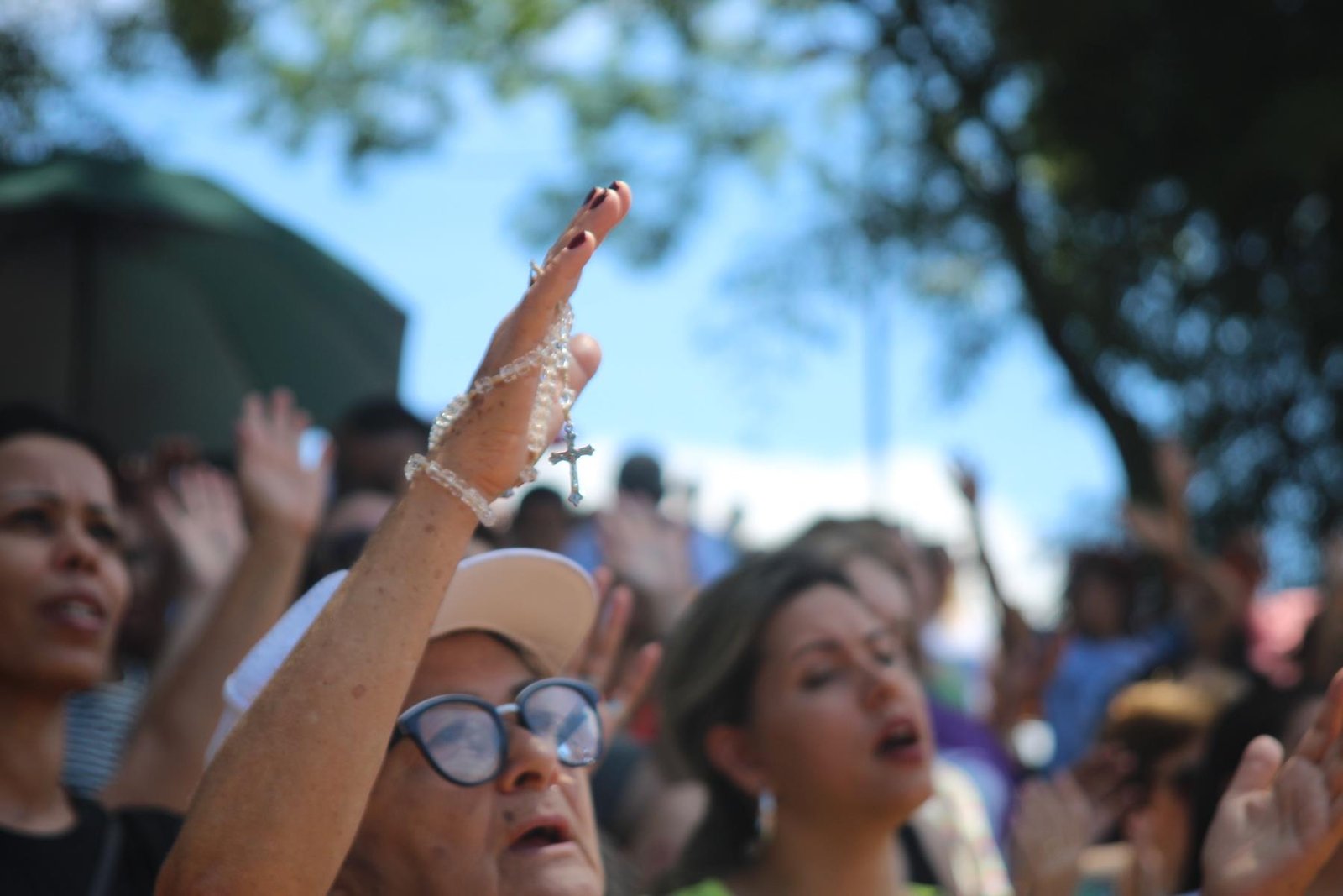 Deus Conosco: Renovação Carismática reúne milhares de pessoas em Londrina