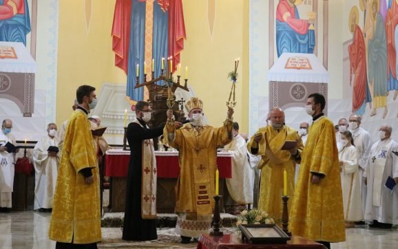 Missa no Rito Bizantino Ucraniano abre Assembleia dos Bispos do Paraná