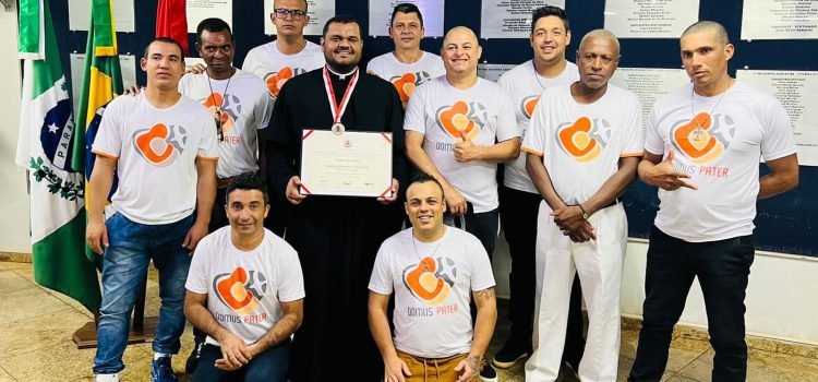 Casa de recuperação Domus Pater recebe Comenda Ouro Verde da Câmara Municipal de Londrina