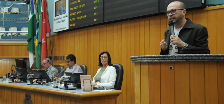 Câmara de Vereadores de Londrina aprova em primeira discussão o Dia de Santa Rita de Cássia