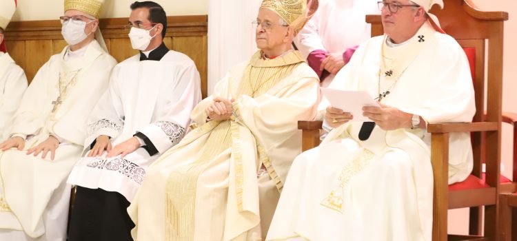 Dom Geremias pede orações pela saúde de dom Geraldo e comenta trajetória do segundo arcebispo de Londrina