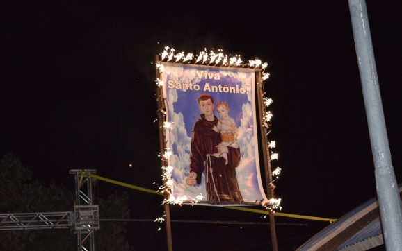 Paróquia Santo Antônio de Cambé celebra nesta terça-feira 89ª festa do padroeiro