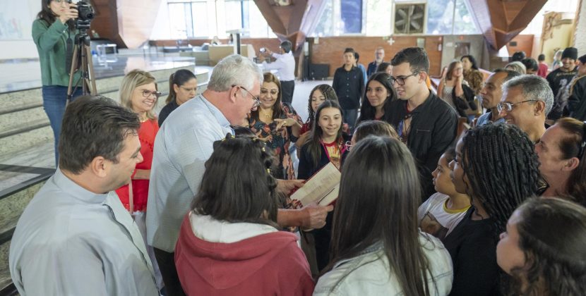 Arquidiocese de Londrina promove formação sobre 3ª edição do Missal Romano