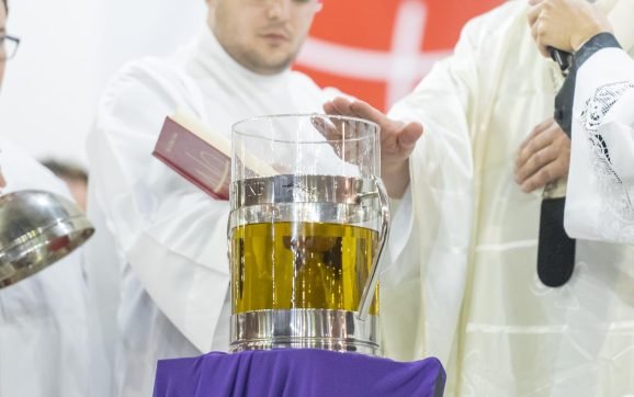 Arquidiocese terá retiro em preparação para a Missa dos Santos Óleos