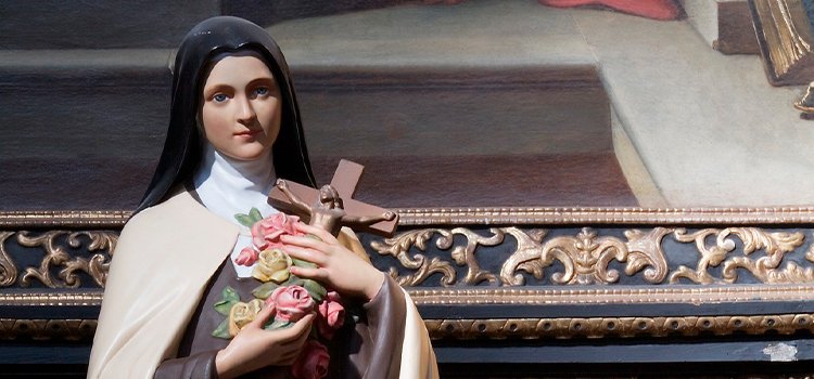 Santuário inicia Tríduo com bênção das rosas em preparação para Londrina receber relíquias de Santa Teresinha