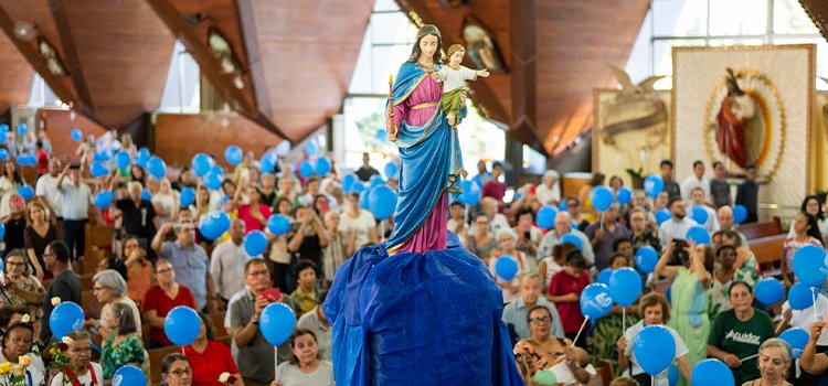 Arquidiocese de Londrina celebra os 60 anos da Rádio Alvorada