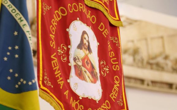 Apostolado da Oração apresenta roteiros para tríduo do padroeiro Sagrado Coração de Jesus