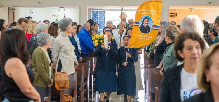 Arquidiocese celebra os 44 anos da Páscoa definitiva de Madre Leônia Milito