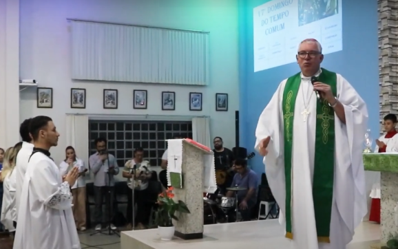 Paróquias Santa Terezinha e São João Paulo II recebem visita pastoral de dom Geremias