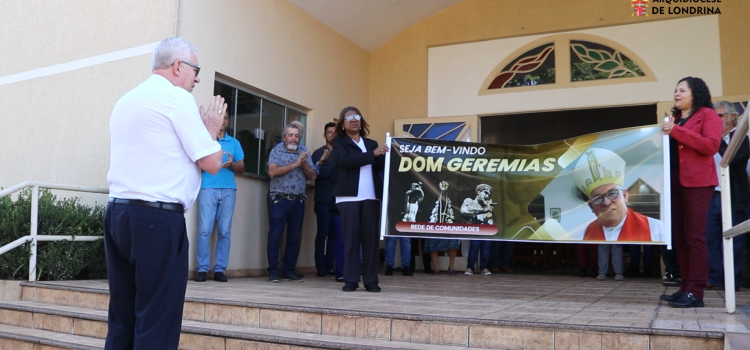 Dom Geremias faz visita pastoral à Paróquia São Sebastião