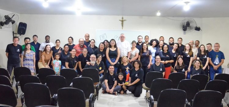 Encontro com a Pascom marca último dia de visita pastoral de dom Geremias ao Decanato Norte