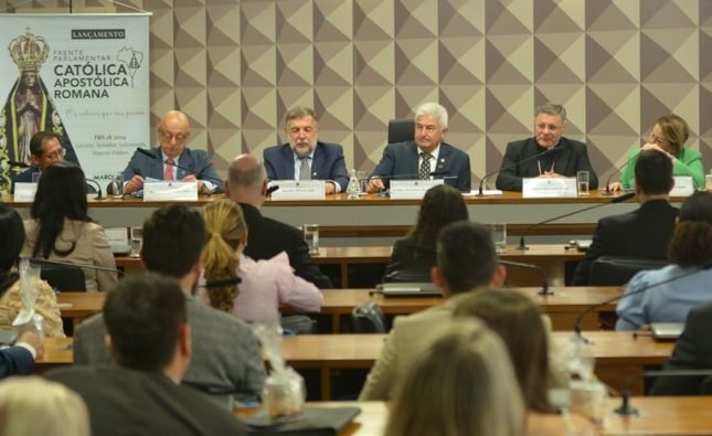 Instalada no Senado Federal uma Frente Parlamentar Católica Apostólica Romana