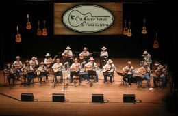 Show de viola caipira estreia na tradicional Quermesse do Santuário
