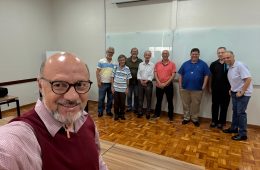 Encontro dos padres com mais de 25 anos de ministério