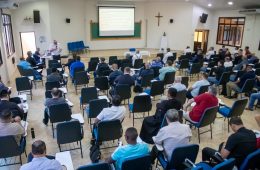 Clero da Arquidiocese de Londrina tem última reunião geral de 2025