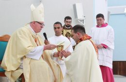 Igreja de Londrina ordena novo sacerdote: padre Marco Aurélio Ravaneda Malaquias