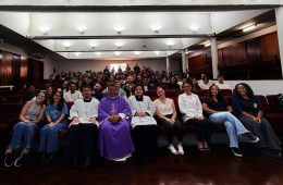 MISSA DE ABERTURA DO ANO LETIVO COM OS UNIVERSITÁRIOS DA UEL