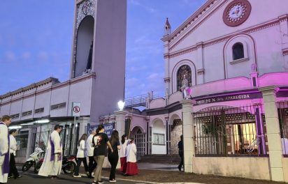 Procissão Penitencial reúne Fiéis no Santuario (1)