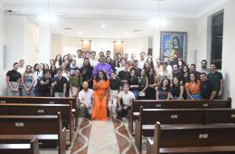 SANTA MISSA COM OS UNIVERSITÁRIOS